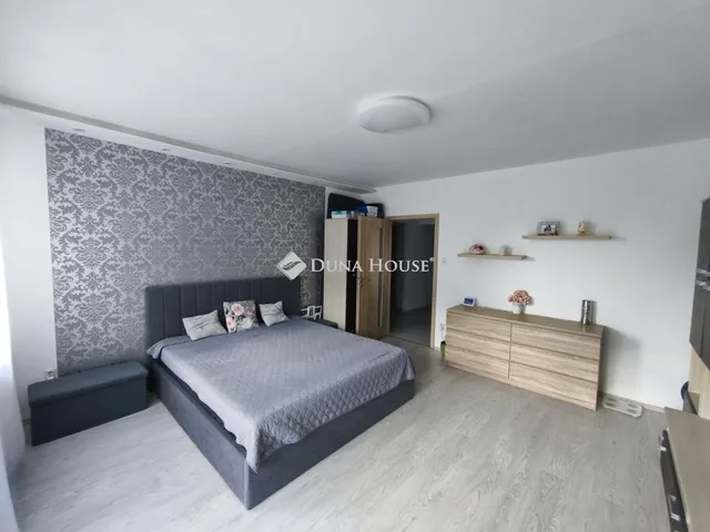 Eladó lakás Veszprém 70 nm