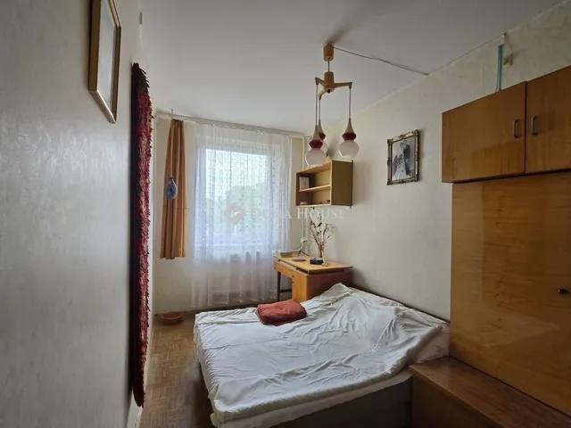 Eladó lakás Várpalota 69 nm