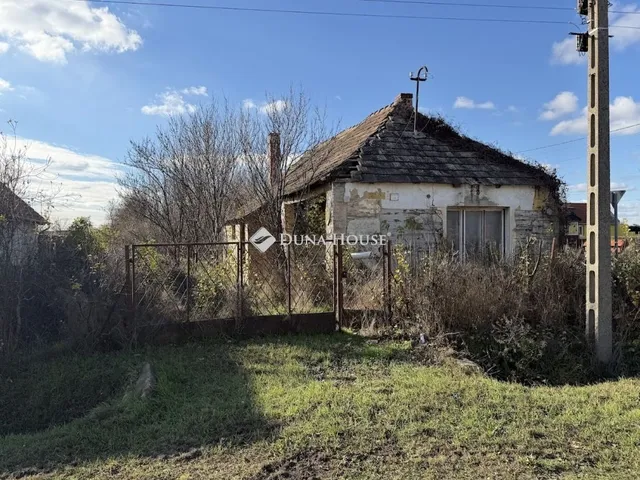 Eladó telek Ősi 1248 nm