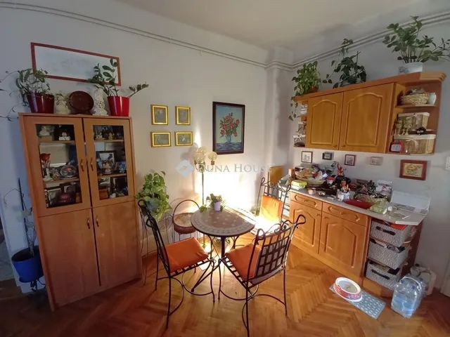 Eladó lakás Veszprém 67 nm