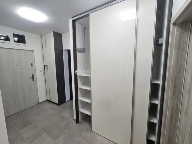 Kiadó lakás Veszprém, Füredidomb 98 nm