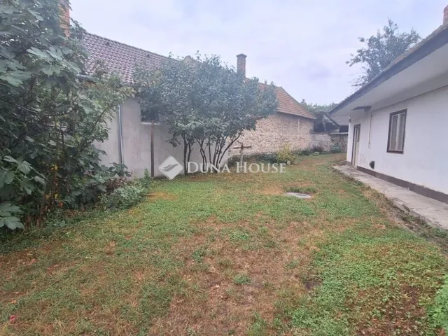 Eladó ház Várpalota 70 nm