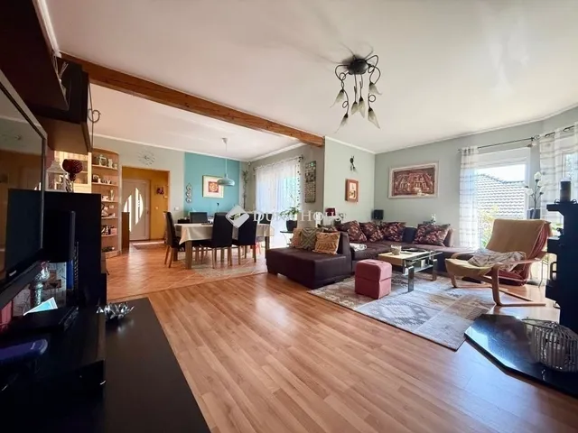 Eladó ház Balatonfűzfő 150 nm