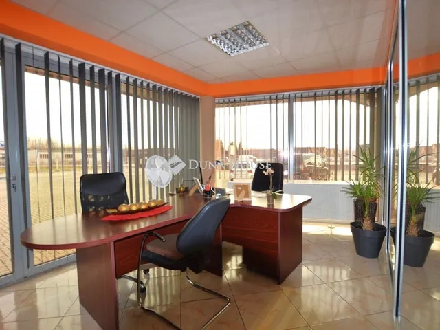 Eladó kereskedelmi és ipari ingatlan Ajka, Bakonygyepes 5062 nm