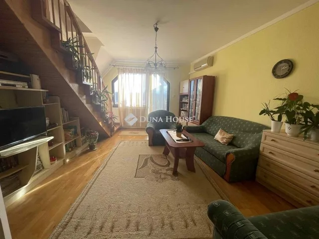 Eladó lakás Veszprém 103 nm