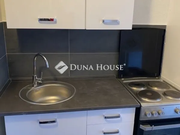 Kiadó lakás Veszprém 32 nm