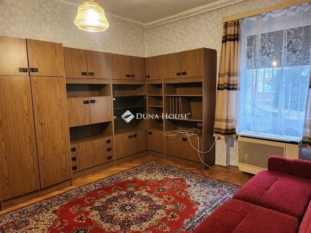 Eladó lakás Várpalota 49 nm