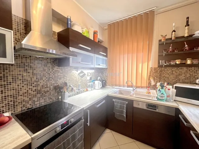 Eladó lakás Ajka 88 nm