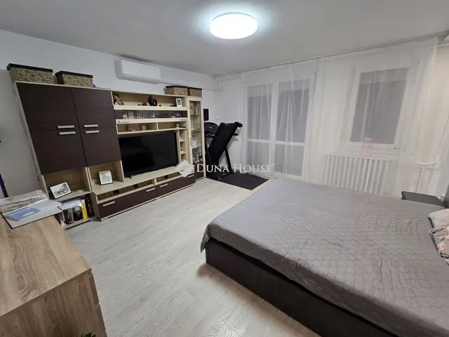 Eladó lakás Veszprém 70 nm