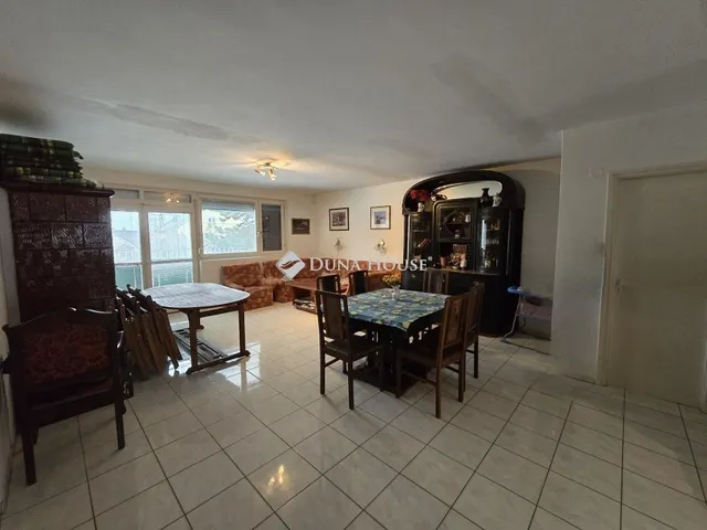 Eladó ház Alsóörs 260 nm