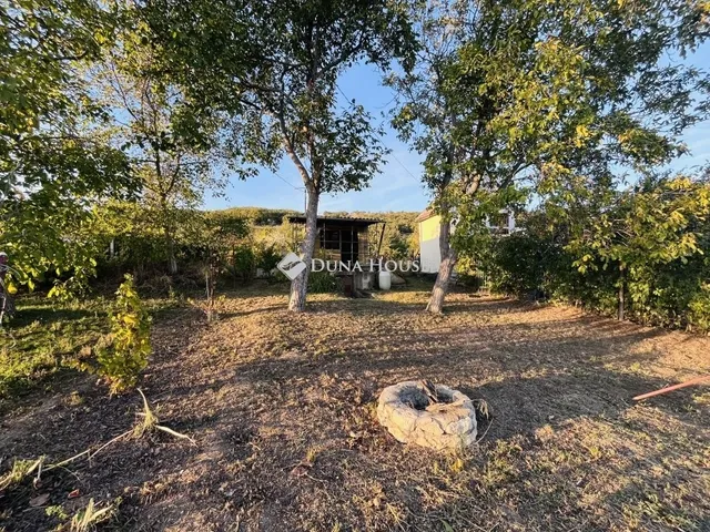 Eladó üdülő és hétvégi ház Várpalota 20 nm