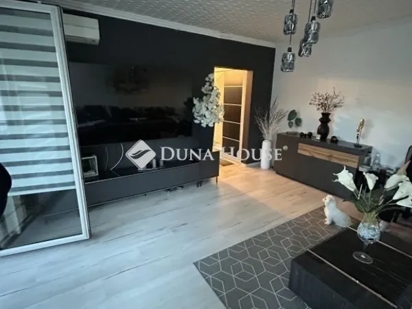 Eladó lakás Veszprém, Jutasi úti lakótelep 70 nm