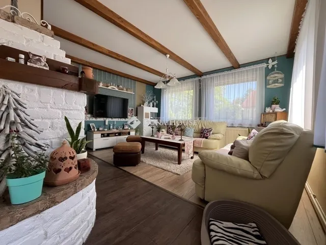 Eladó ház Balatonfűzfő 162 nm