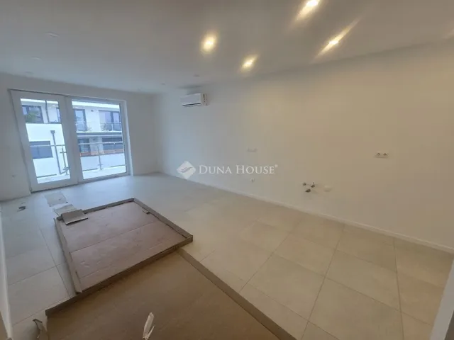 Kiadó lakás Veszprém, Füredidomb 48 nm