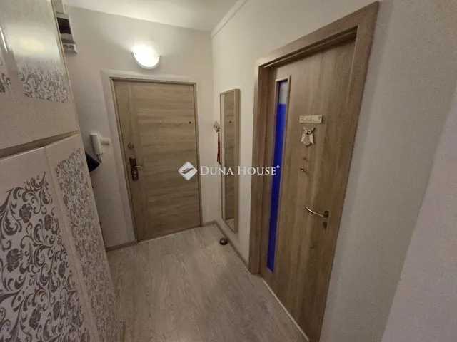 Eladó lakás Veszprém 70 nm