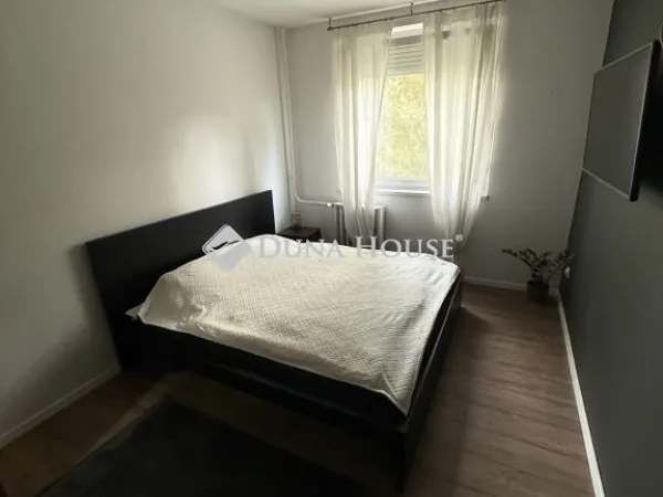 Eladó lakás Pétfürdő 54 nm