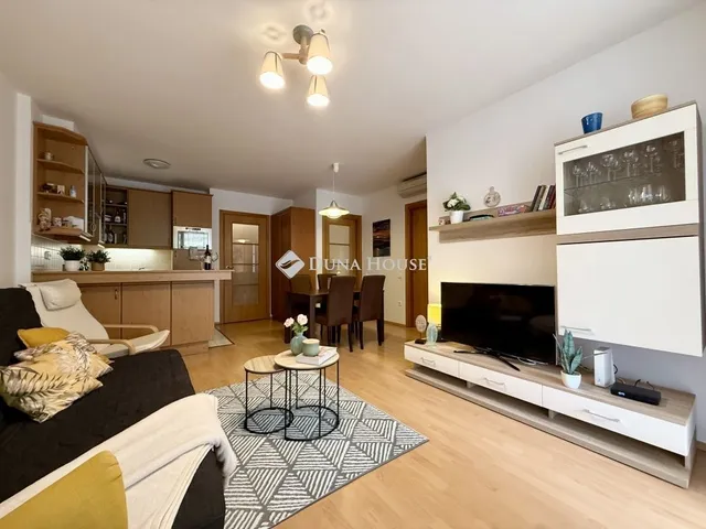 Eladó lakás Balatonfüred 71 nm