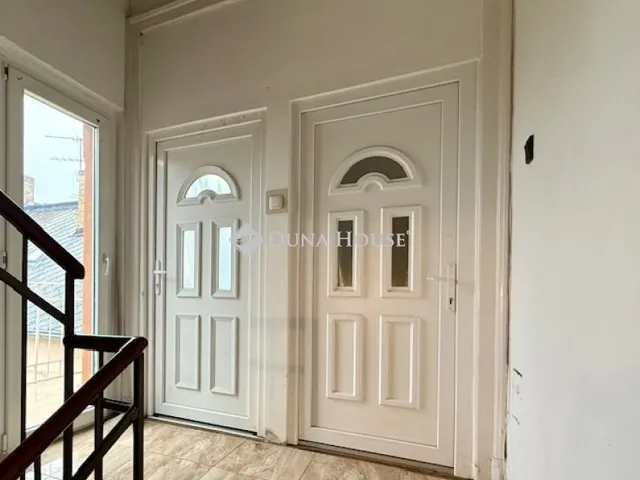 Eladó lakás Pápa 112 nm