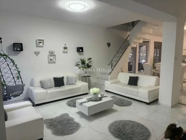 Eladó ház Berhida 162 nm