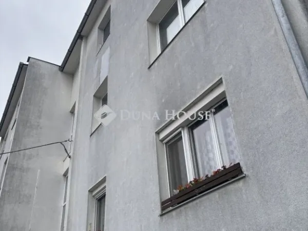 Eladó lakás Veszprém 80 nm