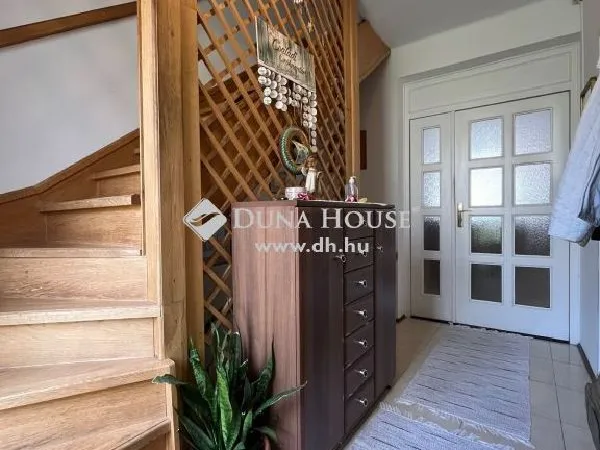 Eladó ház Veszprém 285 nm