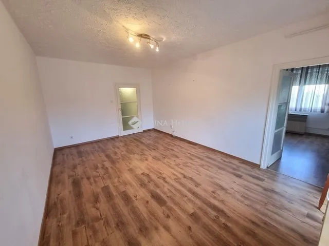 Eladó lakás Veszprém 54 nm