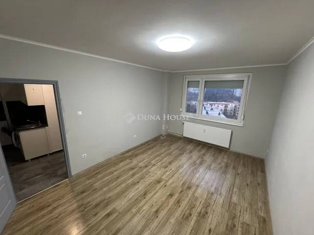 Eladó lakás Ajka 36 nm