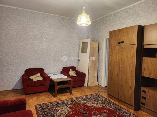 Eladó lakás Várpalota 49 nm