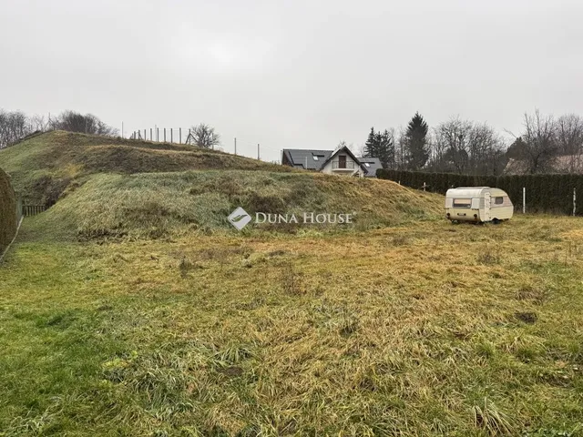 Eladó telek Városlőd 1033 nm