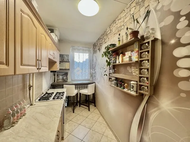 Eladó lakás Veszprém, Jutasi úti lakótelep 52 nm