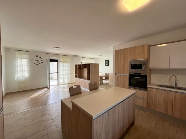 Eladó ház Veszprém, Jutaspuszta 107 nm