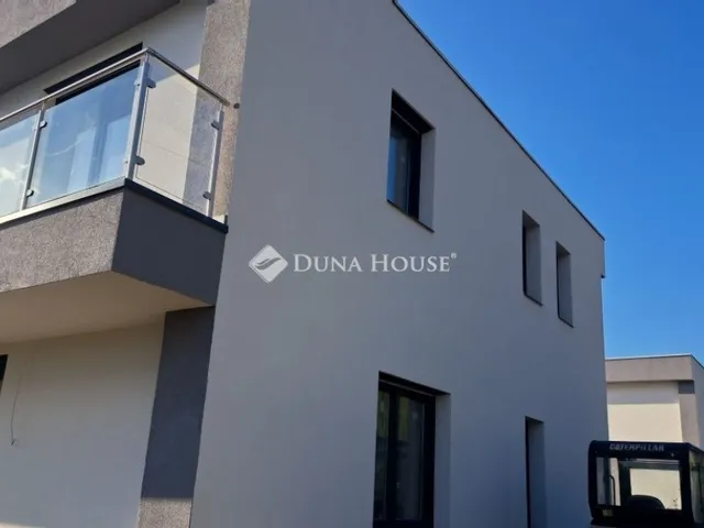 Eladó ház Ajka 89 nm