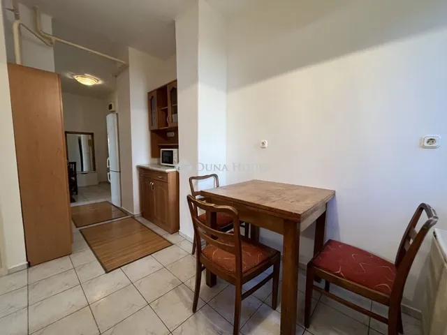 Eladó lakás Veszprém, Egry József utcai lakótelep 53 nm