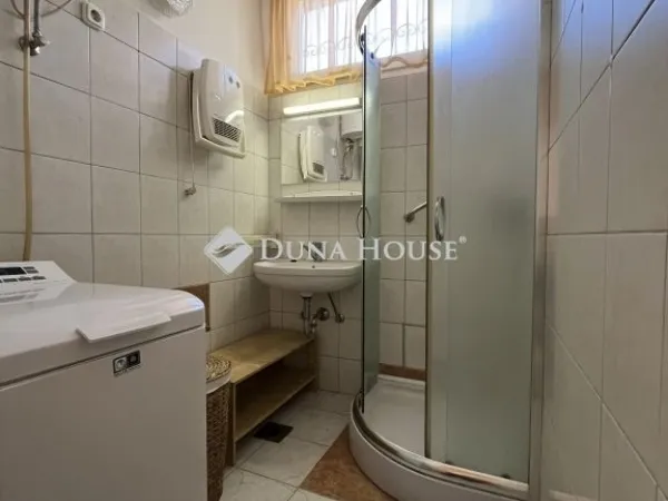 Eladó lakás Veszprém, Egry József utcai lakótelep 53 nm