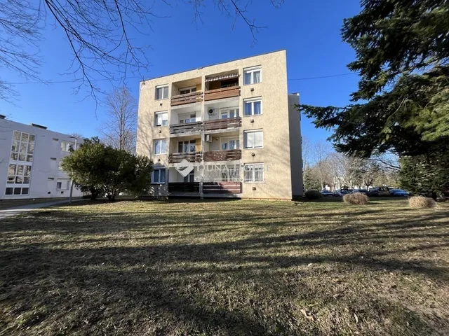 Eladó lakás Veszprém, Egry József utcai lakótelep 53 nm