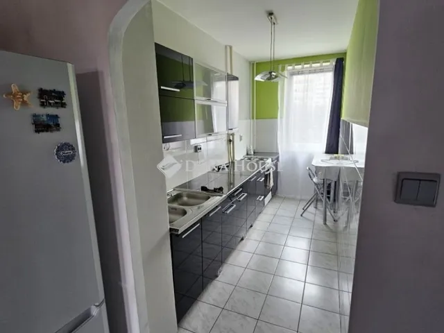 Eladó lakás Veszprém 52 nm