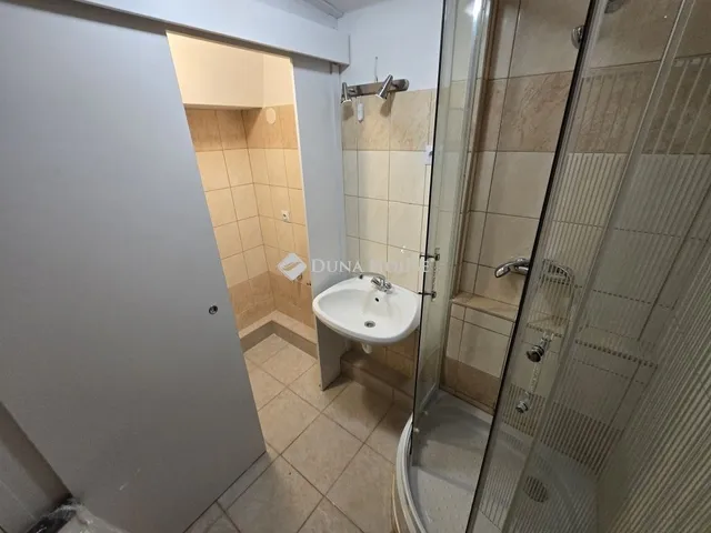 Eladó lakás Veszprém 24 nm