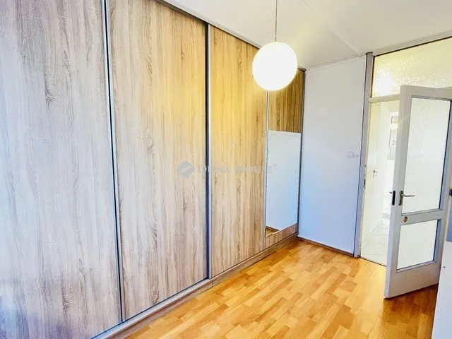 Eladó lakás Veszprém 68 nm