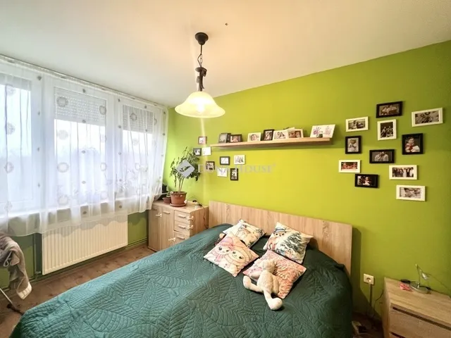 Eladó lakás Veszprém 69 nm