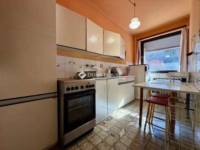 Eladó lakás Balatonalmádi 206 nm