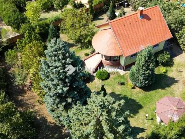 Eladó üdülő és hétvégi ház Balatonkenese 70 nm