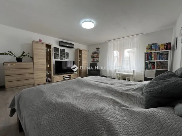 Eladó ház Öskü 65 nm