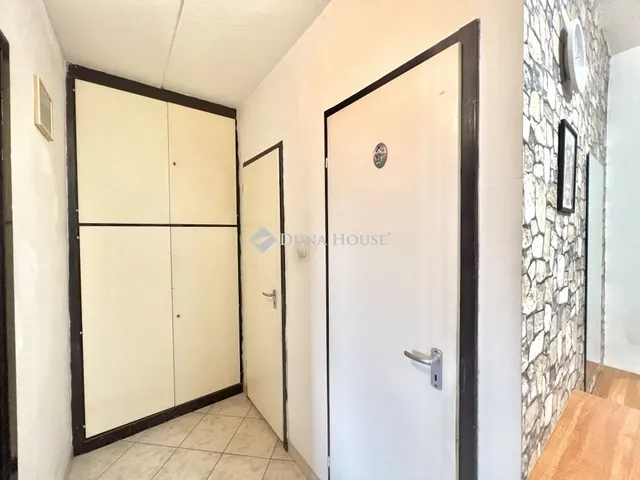 Eladó lakás Veszprém 52 nm