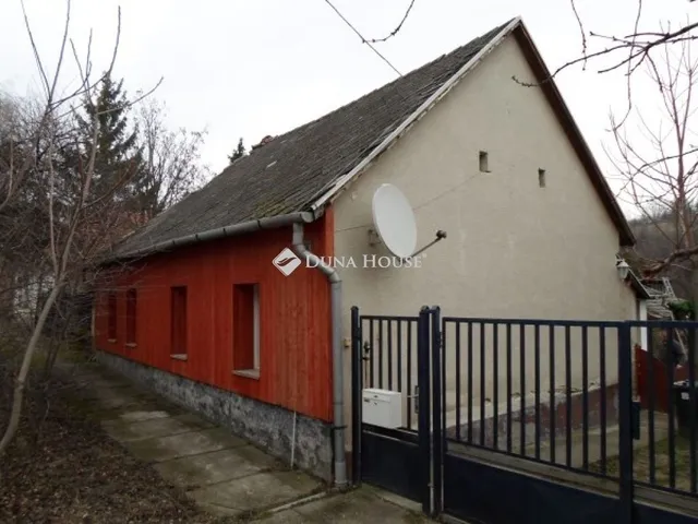 Eladó ház Balatonkenese 75 nm