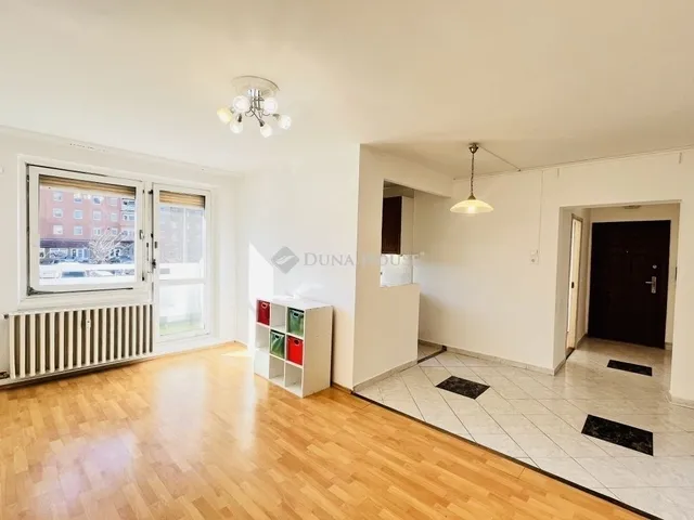 Eladó lakás Veszprém 68 nm