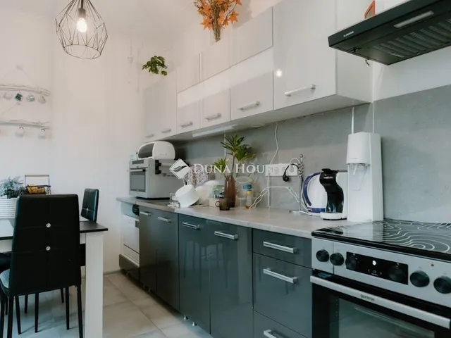 Eladó lakás Veszprém 70 nm