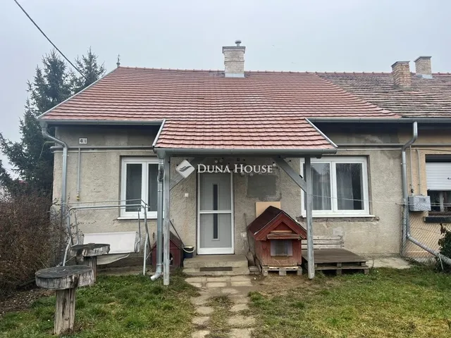 Eladó ház Veszprém 37 nm