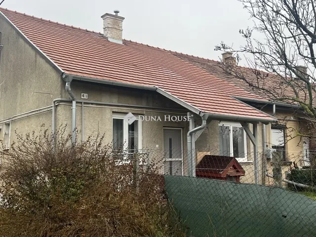 Eladó ház Veszprém 37 nm