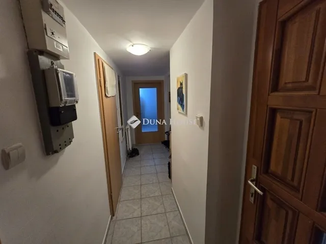 Eladó lakás Veszprém 72 nm
