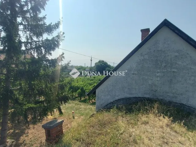 Eladó ház Csopak 52 nm